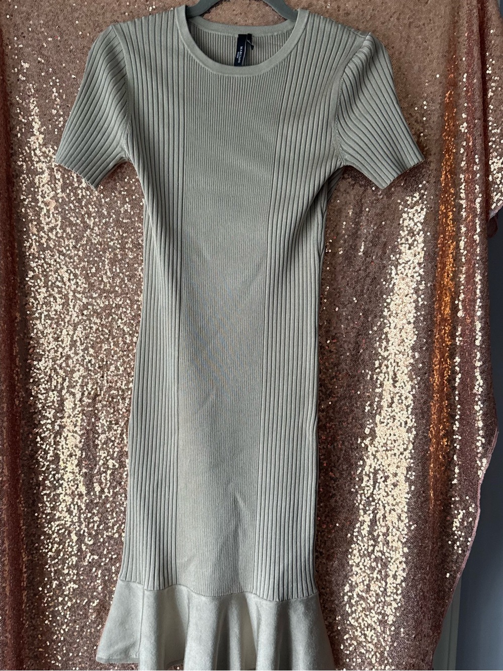 MARCIANO Ribbed Knit Midi Dress with Flounce Hem